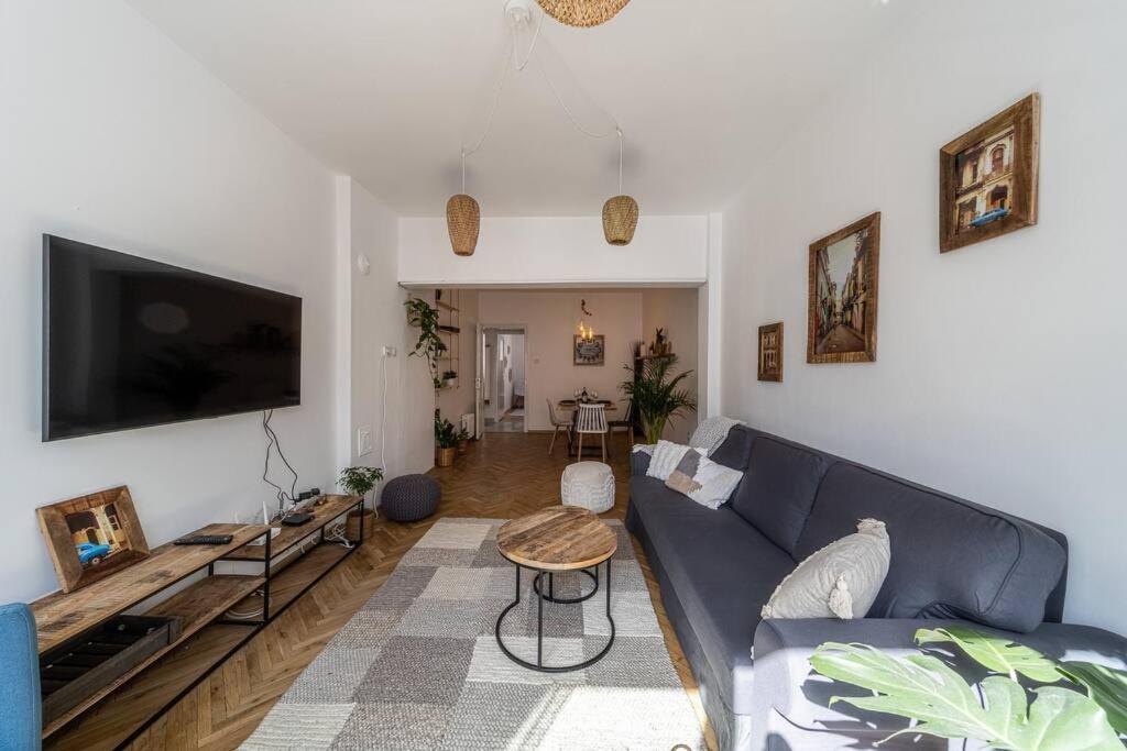 Bohohome Next To The Main Street 소피아 외부 사진