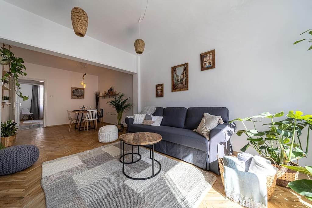 Bohohome Next To The Main Street 소피아 외부 사진